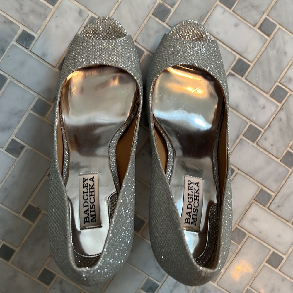 Badgley Mischka glitter platform shoe
